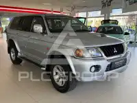 2003 Mitsubishi PAJARO