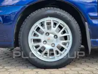 2003 Mitsubishi Carisma