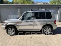 2003 Mitsubishi PAJARO
