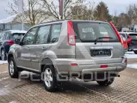 2003 Nissan X-TRAIL