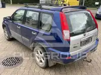 2003 Nissan X-TRAIL