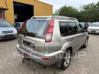 2003 Nissan X-TRAIL
