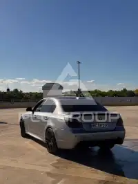 2003 BMW 530