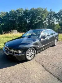 2003 BMW 530