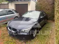 2003 BMW 530