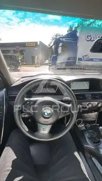 2003 BMW 530