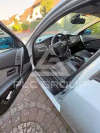 2003 BMW 525