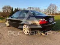 2003 BMW 320