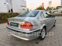 2003 BMW 320
