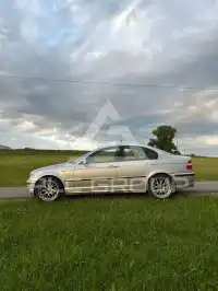 2003 BMW 320