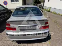 2003 BMW 320