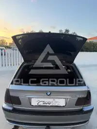 2003 BMW 320
