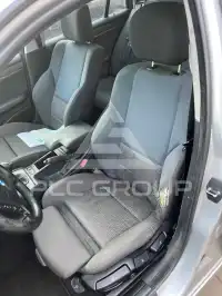 2003 BMW 320