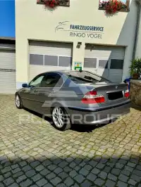 2003 BMW 320