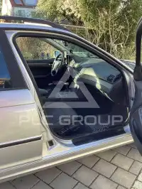 2003 BMW 320