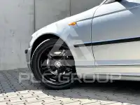 2003 BMW 320