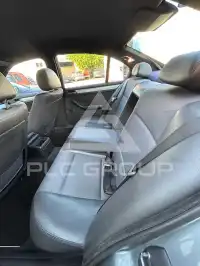 2003 BMW 320