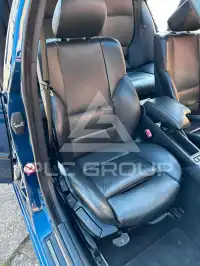 2003 BMW 330