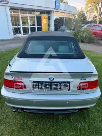 2003 BMW 330