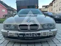 2003 BMW 520