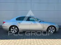 2003 BMW 520