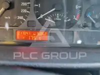 2003 BMW 318