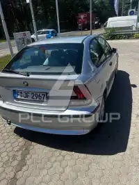 2003 BMW 318