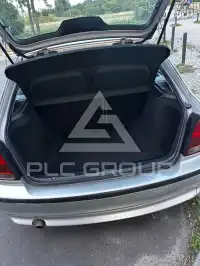 2003 BMW 318