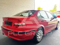 2003 BMW 318