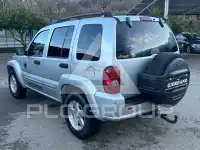 2003 Jeep CHEROKEE
