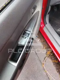 2003 Mazda 2