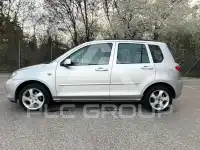 2003 Mazda 2