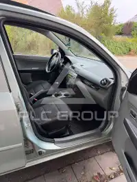 2003 Mazda 2 (Demio)