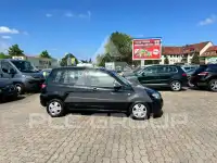 2003 Mazda 2