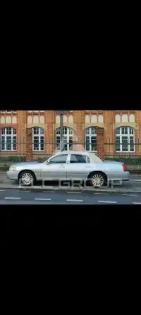 2003 Lincoln Town