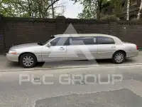 2003 Lincoln Town