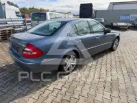 2003 Mercedes Benz E 200