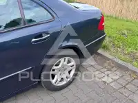 2003 Mercedes Benz E 200