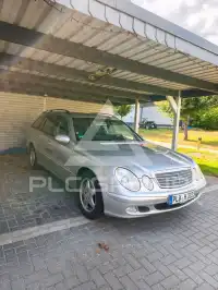 2003 Mercedes Benz E 200