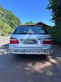 2003 Mercedes Benz E 200