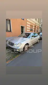 2003 Mercedes Benz E 200