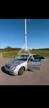 2003 Mercedes Benz E 200