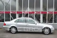 2003 Mercedes Benz E 200
