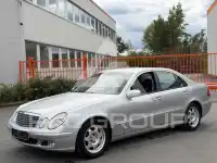 2003 Mercedes Benz E 200