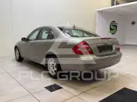 2003 Mercedes Benz E 200