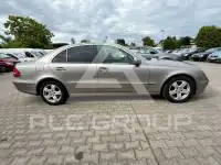 2003 Mercedes Benz E 200