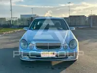 2003 Mercedes Benz E 220