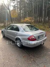 2003 Mercedes Benz E 220