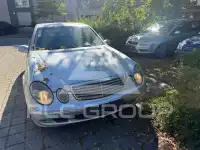 2003 Mercedes Benz E 220