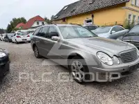 2003 Mercedes Benz E 220